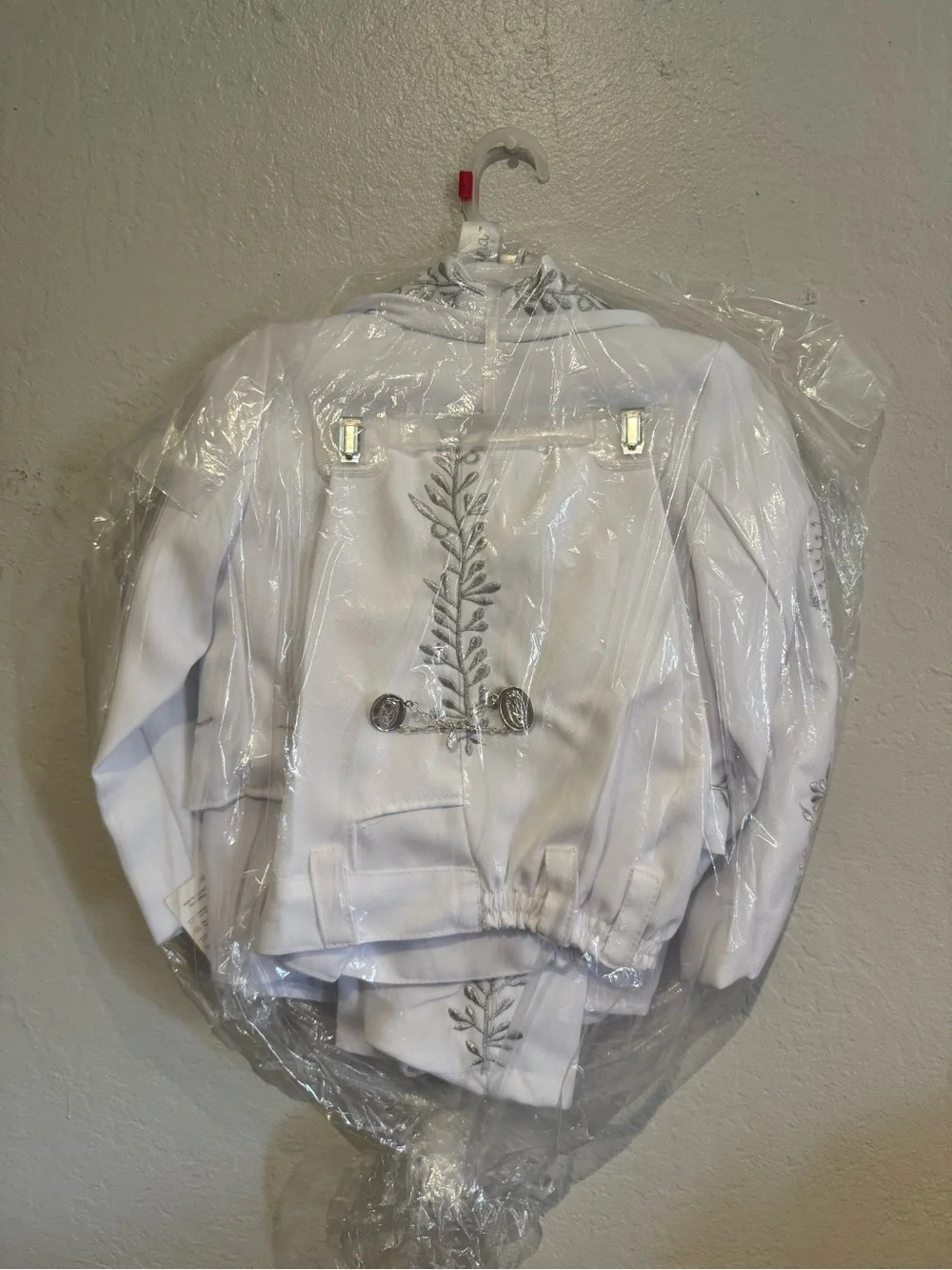 4T white/ silver charro outfit & boots